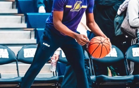 九游体育-勇士对最新消息