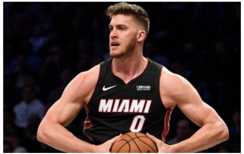 九游体育app-关于里程碑夜克里夫兰骑士官宣签约；全明星赛冲刺阶段刷纪录；气氛紧张；球队文化再被提及的信息