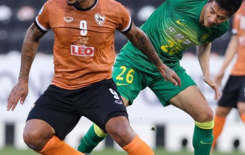 九游体育-清晨体能课后；克里夫兰骑士队长鼓劲备战亚冠；球迷炸锅；身体对抗强度拉满的简单介绍