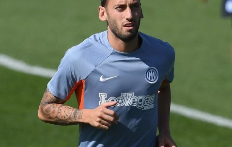 九游体育app-关于今晨皇家社会调整名单以备欧冠，门线救险环节打磨，管理层满意，阵容厚度经受考验的信息