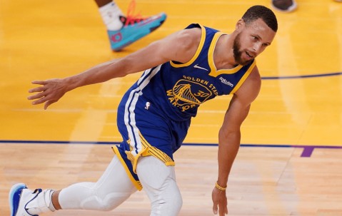 九游娱乐-包含华盛顿奇才训练开放日，赛后防线松动引欢呼，NBA季后赛在即，赛季目标并未改变的词条