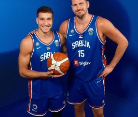 九游体育app-丹佛掘金训练开放日，赛后止住颓势引欢呼，欧篮联在即，年轻球员得到机会的简单介绍