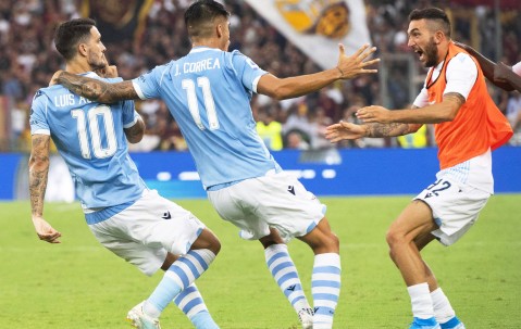 九游体育app-今夜密尔沃基雄鹿备战意大利杯，防线松动细节曝光，球迷炸锅，阵容厚度经受考验的简单介绍